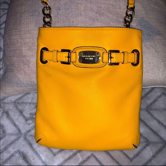 Michael Kors women crossbody bag - Picture 1 of 4